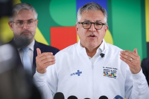 Governo Federal busca novas parcerias com setor privado para acelerar atendimento no SUS, diz Padilha