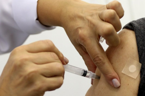 Ministério da Saúde amplia vacinação contra hepatite A para usuários de PrEP