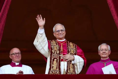 Robert Francis Prevost é eleito papa e se chamará Leão XIV