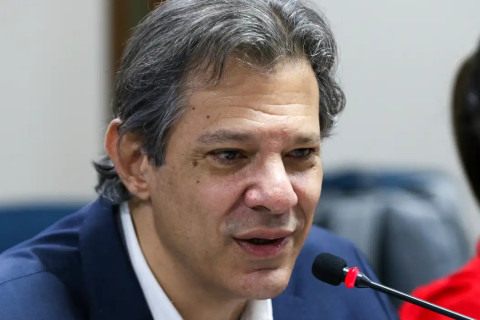 Haddad viaja à Califórnia para buscar investimentos em data centers