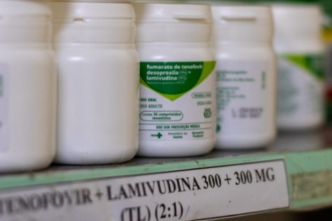 Minas Gerais alerta para importância do diagnóstico precoce do HIV e reforça acesso ao tratamento oferecido pelo Estado