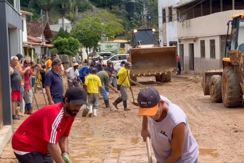 Caixa antecipa Bolsa Família e renegocia crédito a vítimas de enchente