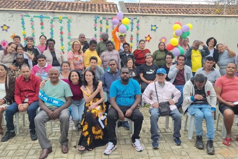 CAPS II promove festa da Primavera