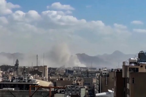 Ataques ao Irã deixam ao menos 201 mortos e cerca de 750 feridos