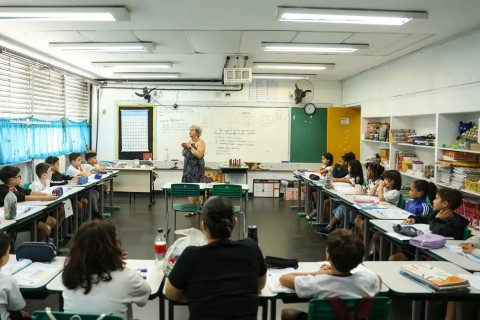 Carteira nacional do professor será entregue em outubro, anuncia MEC