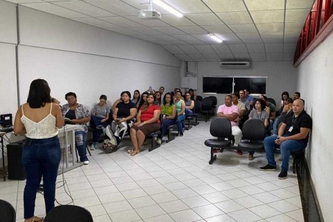 CEREST Ubá promove ação sobre Saúde Mental para servidores da Secretaria de Saúde