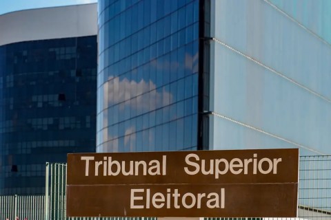 Eleições: TSE assina acordo com big techs para combater desinformação