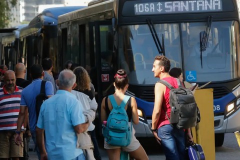 PT notifica TRE-SP por falta de ônibus na cidade neste domingo