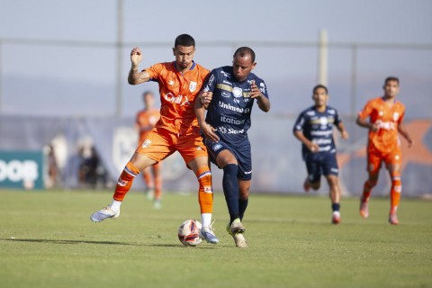 Aymorés segura empate fora de casa e segue na liderança do Grupo B