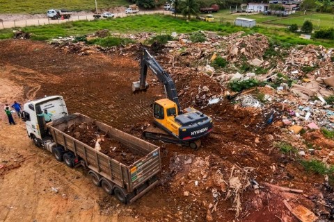 Prefeitura avança na desmobilização dos bota-foras utilizados após enchente de fevereiro
