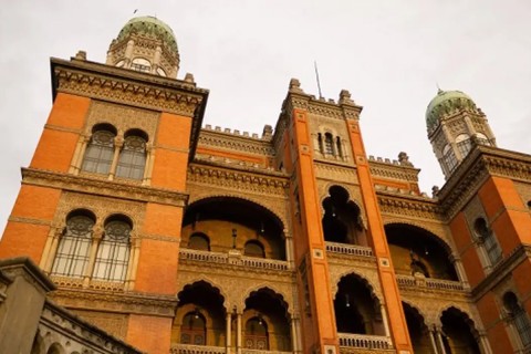 Fiocruz conduzirá estudo com injeção contra HIV em sete cidades