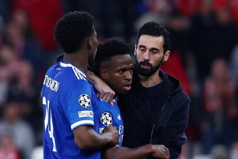 Vini Jr marca golaço e denuncia caso de racismo em Liga dos Campeões