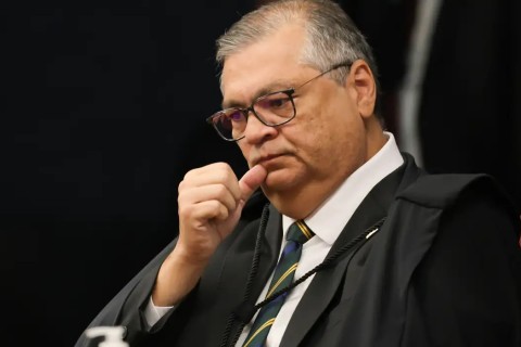 Dino profere segundo voto contra lei de SC que proibiu cotas raciais
