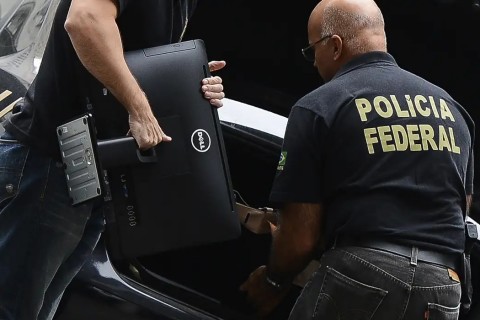 PF investiga senador Weverton Rocha por suspeita de desvios no INSS