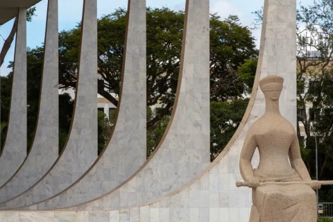 Por unanimidade, STF valida prisões de Bolsonaro e mais 6 condenados