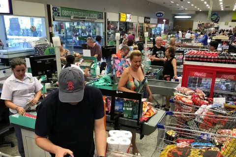 Mercado financeiro reduz previsão da inflação para 4,55% no Brasil