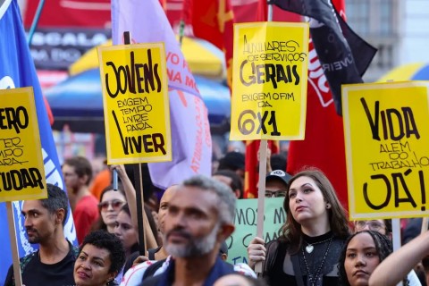 Acordo prevê regra de transição de 60 dias para fim da escala 6x1