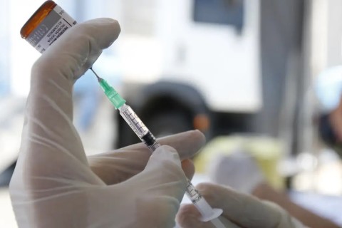 Campanha Nacional de Multivacinação começa hoje em todo o país