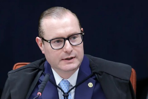 Zanin, do STF, suspende eleição indireta para governo do Rio