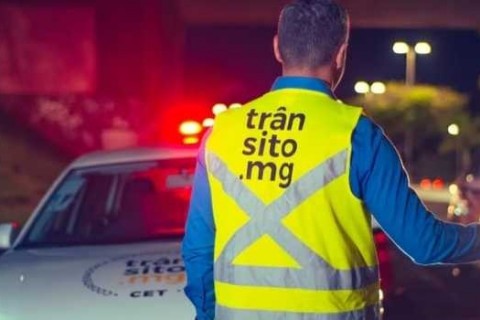 Motoristas poderão regularizar veículos via Pix durante blitz e evitar custos com guincho e pátio