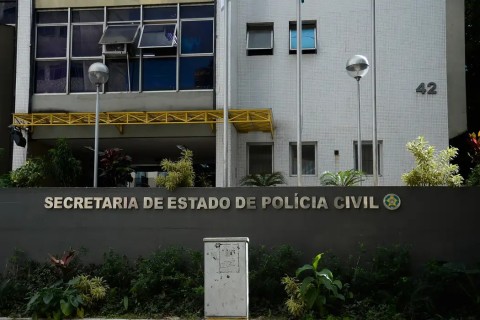 Ação na Baixada Fluminense contra facção prende vereador em flagrante