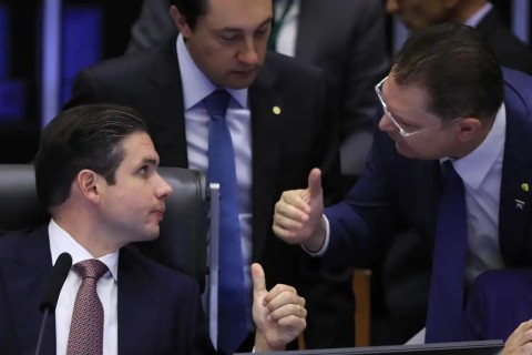 Câmara restabelece voto secreto em PEC da Blindagem