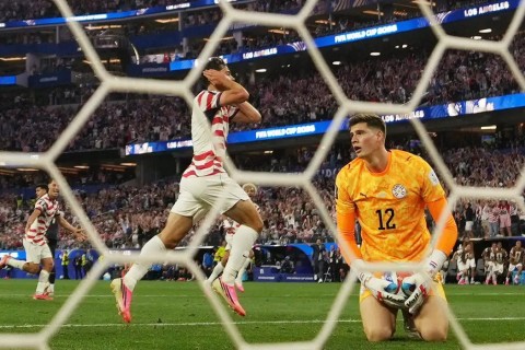 EUA estreia na Copa do Mundo com goleada sobre o Paraguai: 4x1