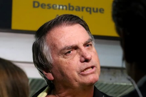 Bolsonaro fica inelegível até 2060 após condenação